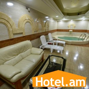 Yerevan Deluxe Hotel 7